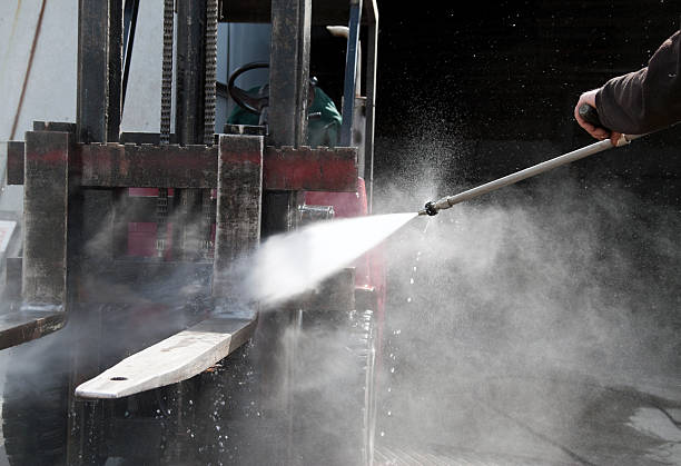 Best Garage Pressure Washing  in Port Angeles, WA